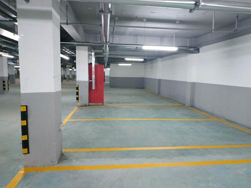 停車(chē)場(chǎng)地下車(chē)庫(kù)劃線(xiàn)施工