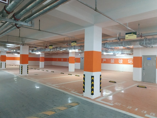 汽車(chē)停車(chē)位劃線(xiàn)